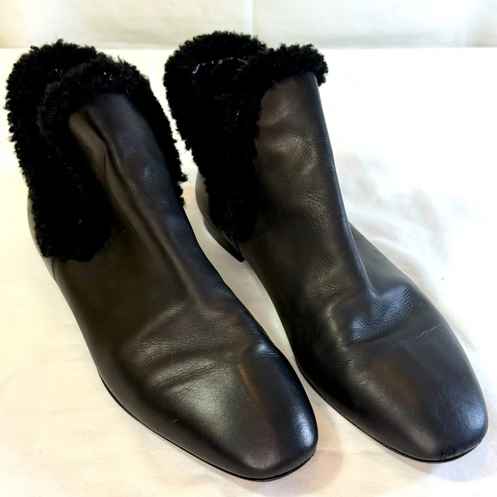 The Row Black Eros Shearling lined booties - Picture 1 of 7
